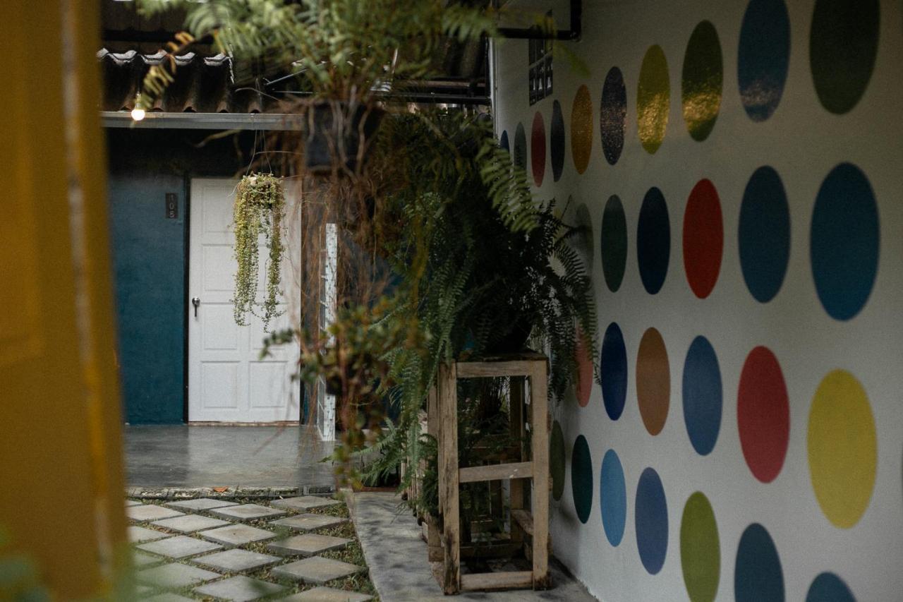 Baannokhook Home&Cafe Szuratthani Kültér fotó